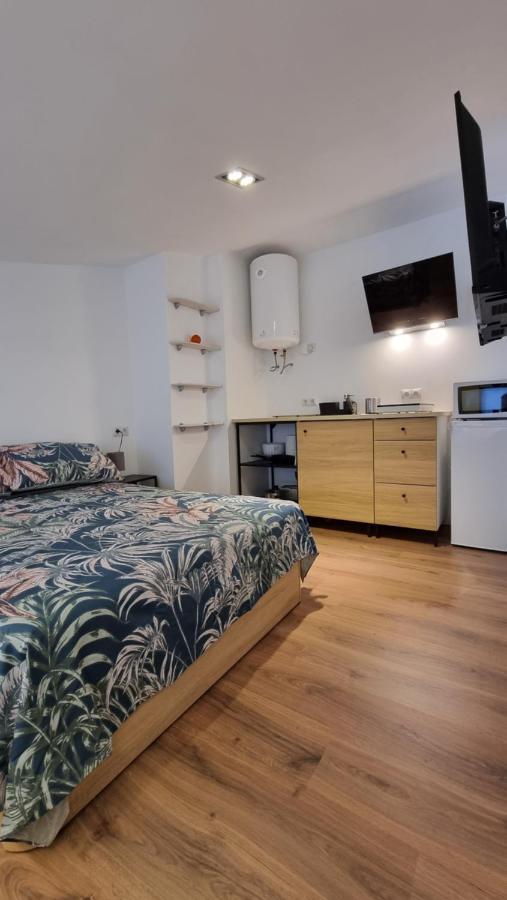 Estudio Acogedor En El Centro Διαμέρισμα Σαντιάγο ντε Κομποστέλα Εξωτερικό φωτογραφία